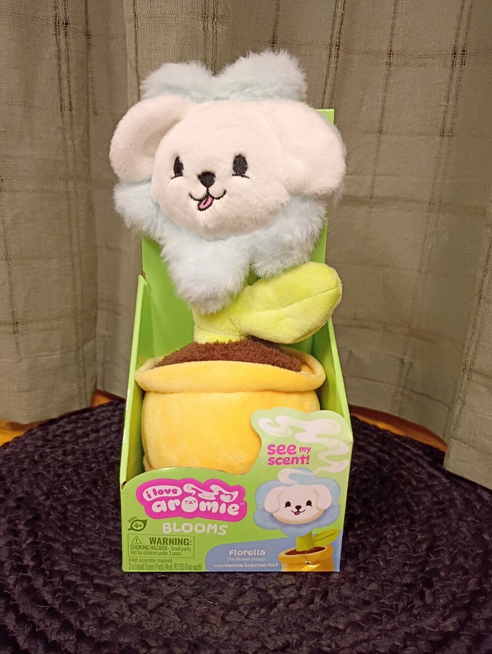 NEW I Love Aromie Blooms Florella The Flower Puppy Scented Plush Size 8"